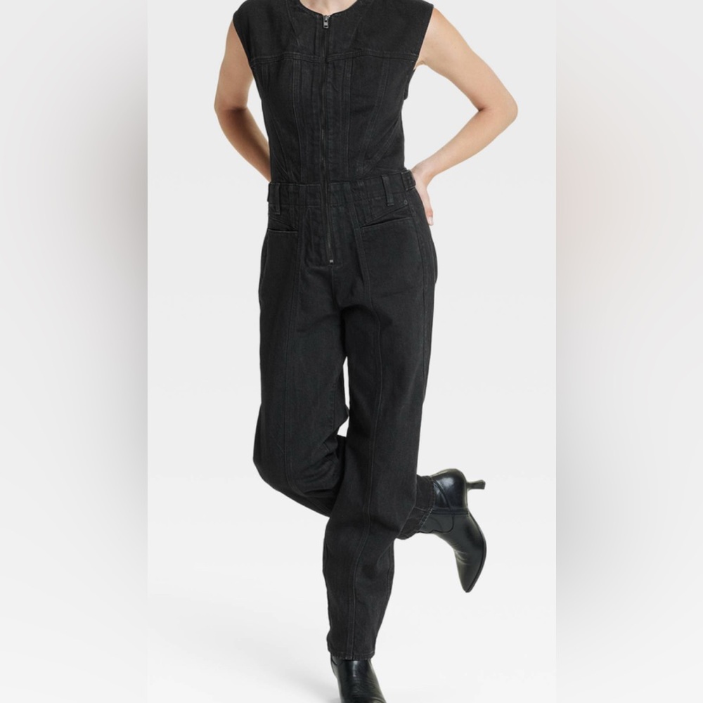 NWT Universal Thread Black Denim Jumpsuit Size 6